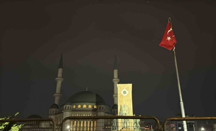 İstanbul’da sağanak yağış gece boyu etkili oldu