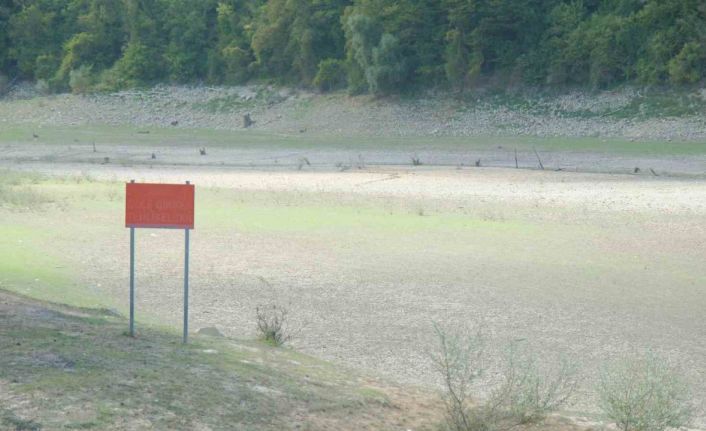 İstanbul’un su ihtiyacını karşılayan barajlar kuruma noktasına geldi