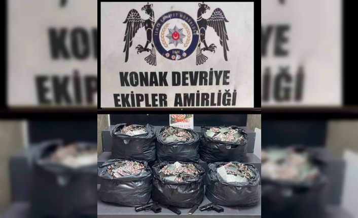 İzmir’de 42 bin 500 adet uyuşturucu hap ele geçirildi