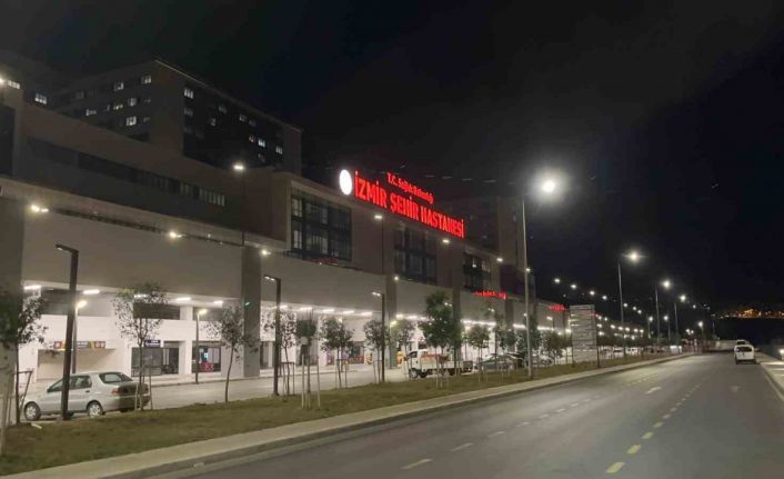 İzmir’de husumetli iki grup arasında silahlı kavga: 3 yaralı