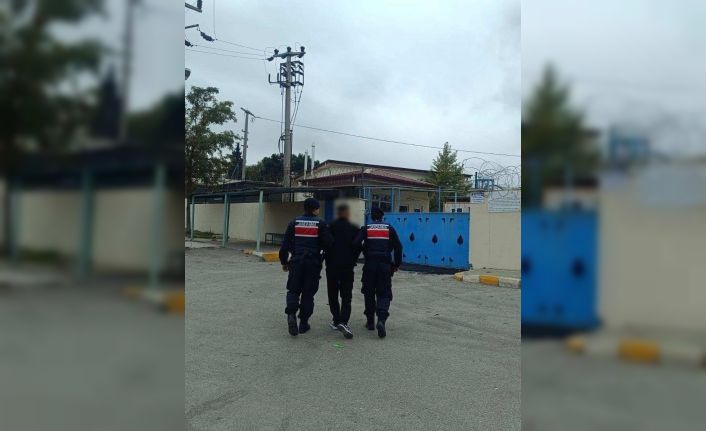 Jandarmadan aranan şahıslara yönelik operasyon