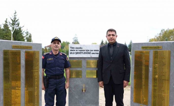 Jandarmadan şehitler çeşmesi