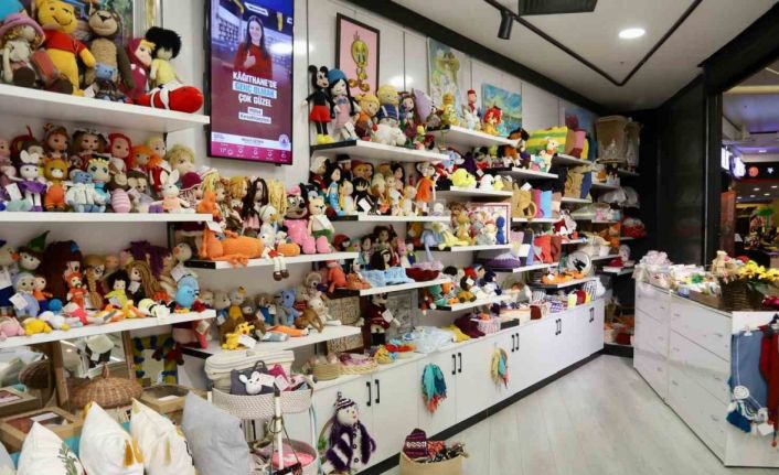 Kadınların el emeği Maharetli Eller Çarşısı’nda sergileniyor