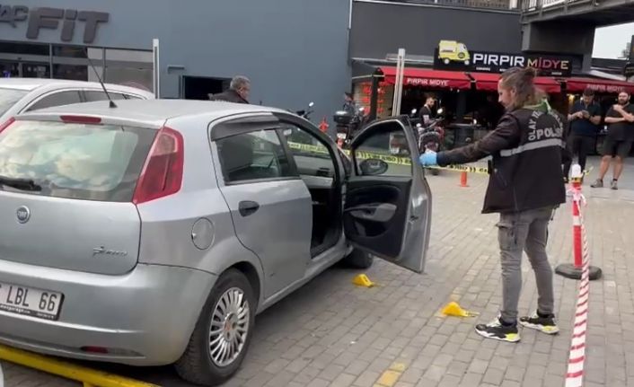 Kafenin sorumlu müdürüne kurşun yağdırdılar