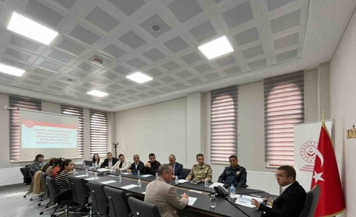Kağızman’da Kadına Yönelik Şiddetle Mücadele Komisyonu toplandı