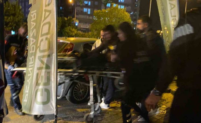 Kahvehanedeki tartışma dışarı taştı: 1 yaralı