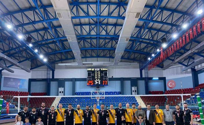 Kamu spor oyunları voleybol müsabakaları tamamlandı