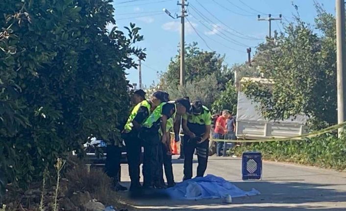 Kamyonun altında kalan genç sürücü hayatını kaybetti