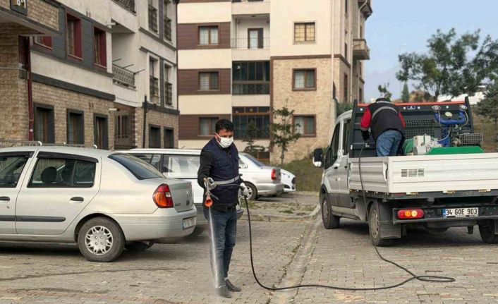 Karabük’te ilaçlama çalışmaları aralıksız sürdürüyor