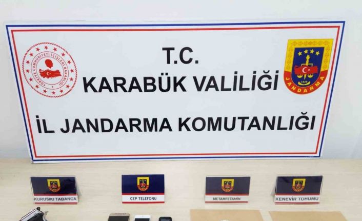 Karabük’te uyuşturucu operasyonunda 4 şüpheli yakalandı