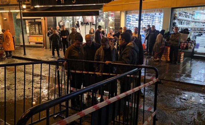 Karadeniz Ereğli’de yağış sonrası temizlik çalışmaları başladı