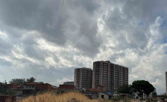 Karşıyaka Belediyesi’nde grevciler sürgün edildi