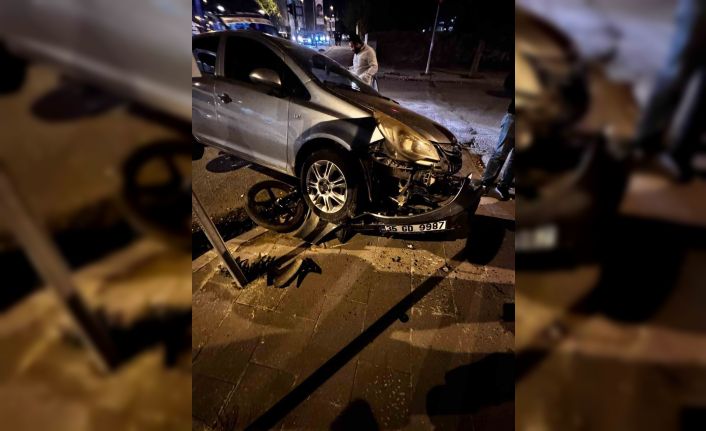 Kars’ta otomobil ile motosiklet çarpıştı