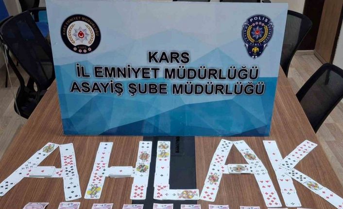 Kars’ta polisten asayiş uygulaması