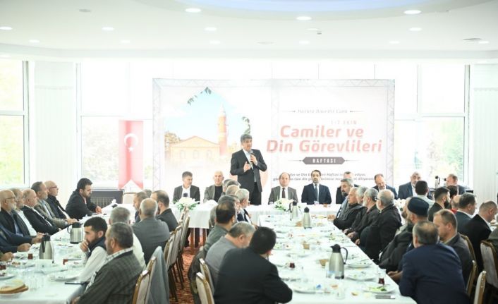 Kartepe’de din görevlileri unutulmadı