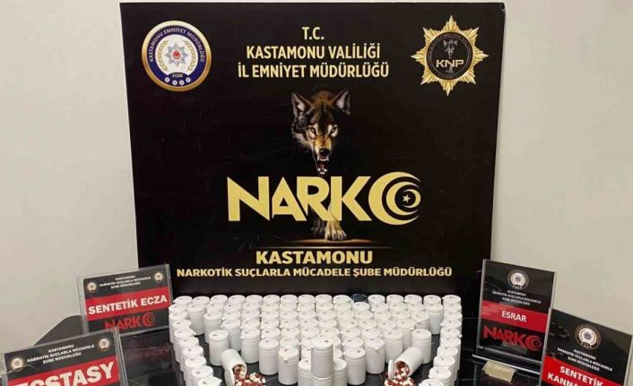 Kastamonu’da uyuşturucu maddeyle yakalanan 2 kişi tutuklandı