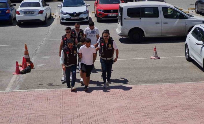 Katil zanlısının yargılanmasına devam edildi