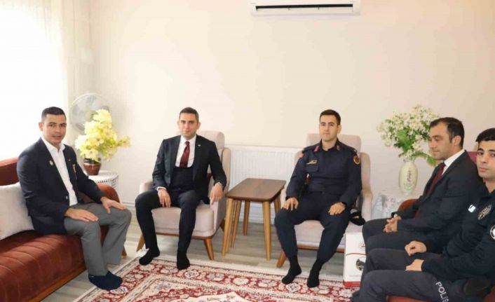 Kaymakam Yıldız’dan ilk ziyaret milli mücadele kahramanı Halil Efe’nin mezarına