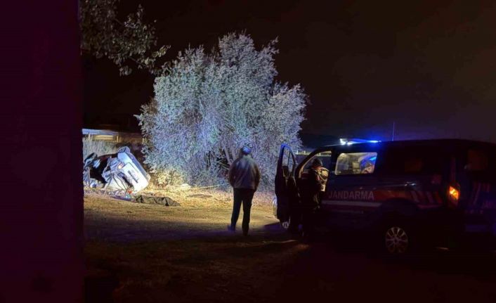 Kayseri’de takla atan otomobil şarampole yuvarlandı: 1 ölü, 2 yaralı