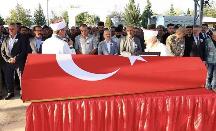 Kazada hayatını kaybeden uzman çavuş son yolculuğuna uğurlandı