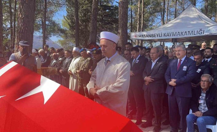 Kazada şehit olan Astsubay Çavuş Kemal Özgür, Osmaniye’de toprağa verildi