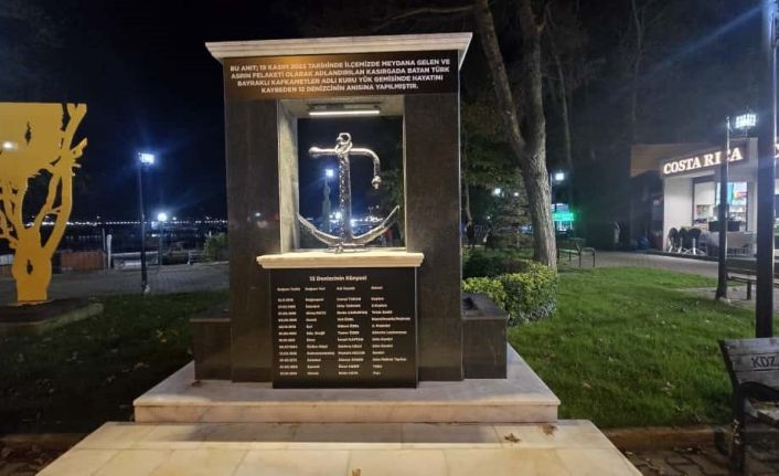 Kdz. Ereğli’de hayatını kaybeden 12 denizci anısına anıt yapıldı