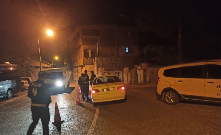Kemaliye’de asayiş ve yol kontrol uygulaması yapıldı