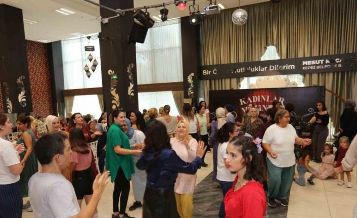 Kepezli kadınlar matinede buluştu