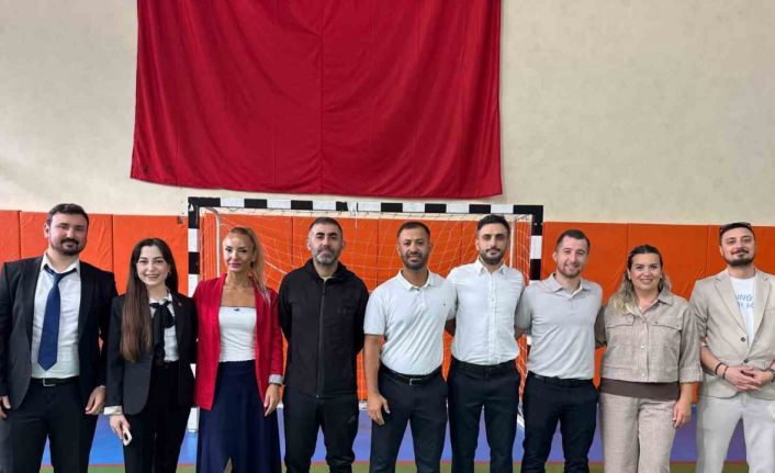 Kırkağaç’ta Cumhuriyet Bayramı coşkusu cimnastikle kutlandı