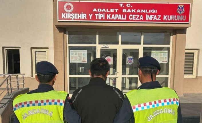 Kırşehir’de 2 firari hükümlü yakalandı