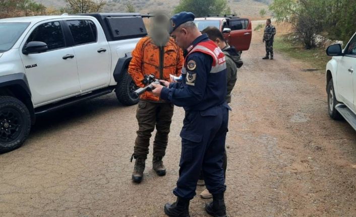 Kırşehir’de 4 kaçak avcı yakalandı