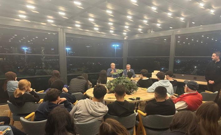 Kitap Günleri’nin ilk söyleşisi Akse Kitap Kahve’de