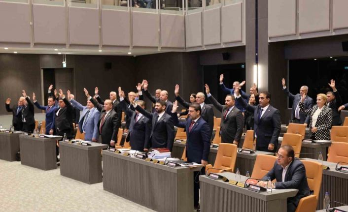 KKTC meclisinde "Kıbrıs Sorununa İki Devletli Çözüm Konusunda Karar Önerisi" oy çokluğuyla kabul edildi