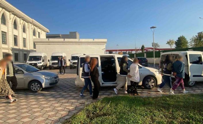 Kocaeli’de hırsızlık operasyonu: 860 bin liralık ziynet eşyası çalmışlar