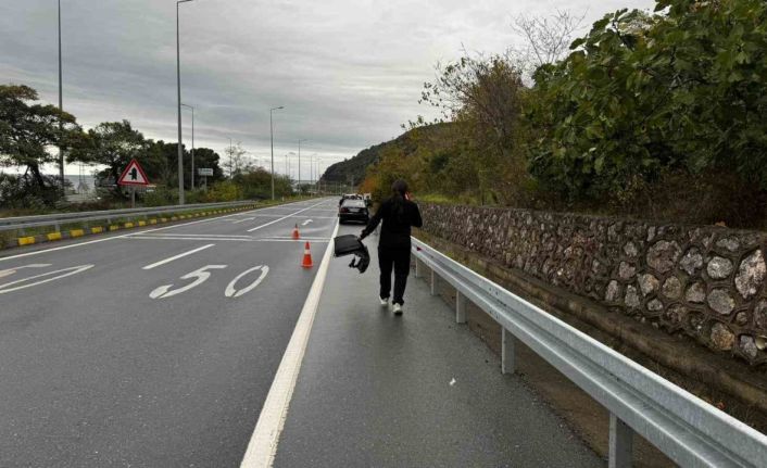 Kontrolden çıkan otomobil bariyere çarparak durabildi