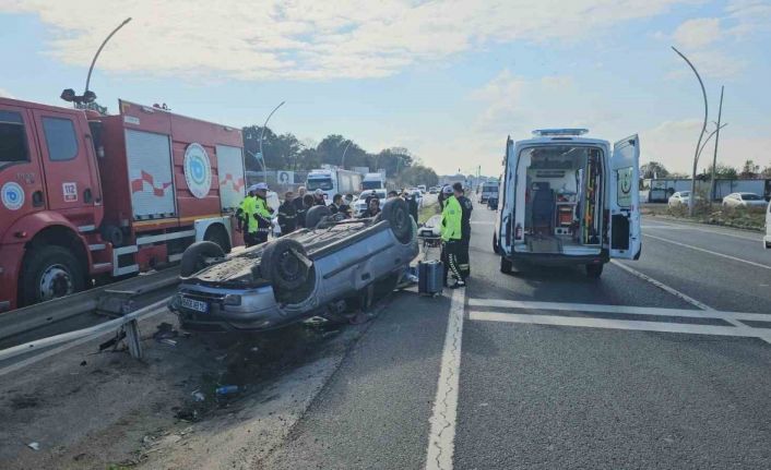 Kontrolden çıkan otomobil takla attı