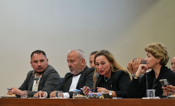 Konyaaltı Muhtarlar Meclisi’nde mahallelerin sorunları ve çözüm önerileri ele alındı