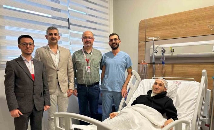 Kopmak üzere olan kulağı kurtarıldı