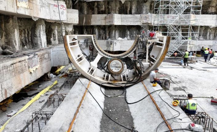 Körfezray Metro Projesi’nde iki tünel açma makinesinin daha montajına başlandı