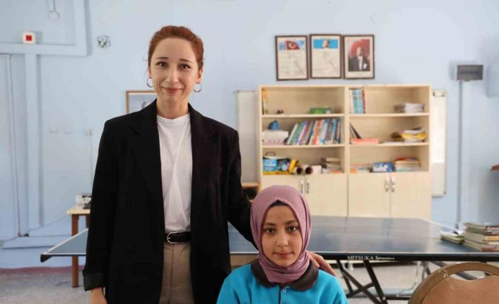 Köy okulu özel okul gibi: 2 ve 8 kişilik sınıflar var