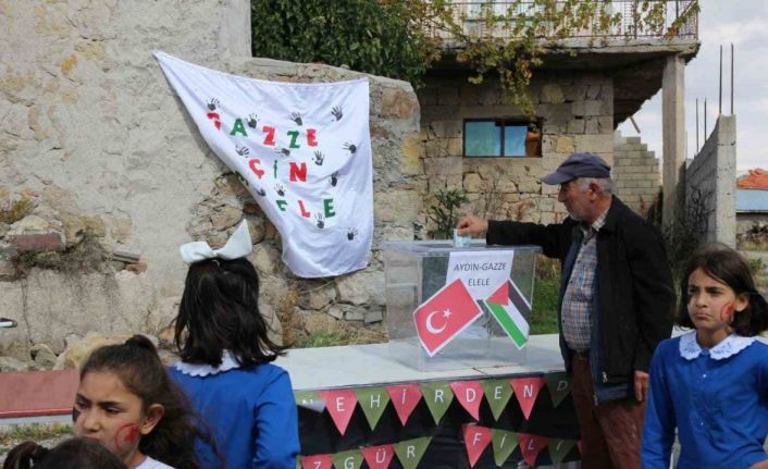Köy okulunda Gazze için anlamlı etkinlik