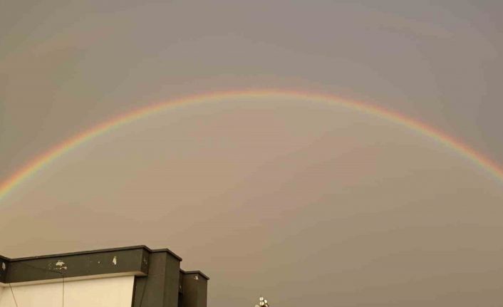 Kozan’da çifte gökkuşağı şöleni