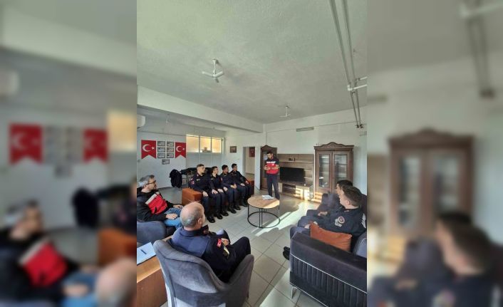 Kütahya’da hayvan nakillerinde belge kontrolü ve bilgilendirme çalışmaları