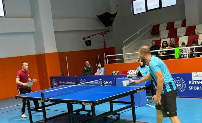 Kütahya’da masa tenisi heyecanı