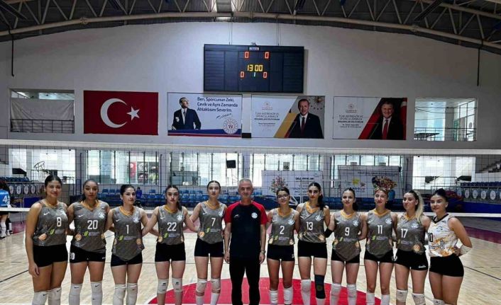 Malatya Voleybol deplasmanda, Nicer Hotel Voleybol evinde galip geldi