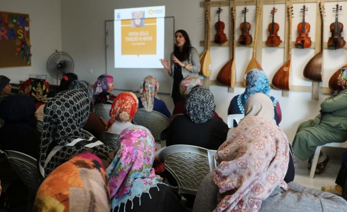 Malatya’da Konteyner Kent’te kadınlara hijyen eğitimi