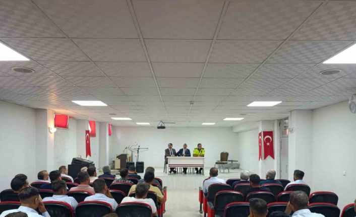 Malatya’da okul servisi sürücülerine bilgilendirme toplantısı düzenlendi