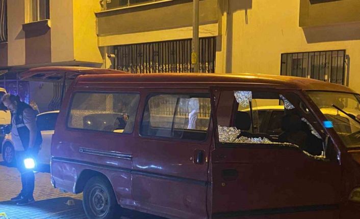 Manisa’da araca silahlı saldırı: 3 yaralı