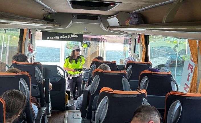 Manisa’da otobüslerde emniyet kemeri denetimi