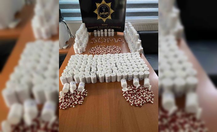 Manisa’da uyuşturucu operasyonu: 17 bin sentetik ecza ele geçirildi